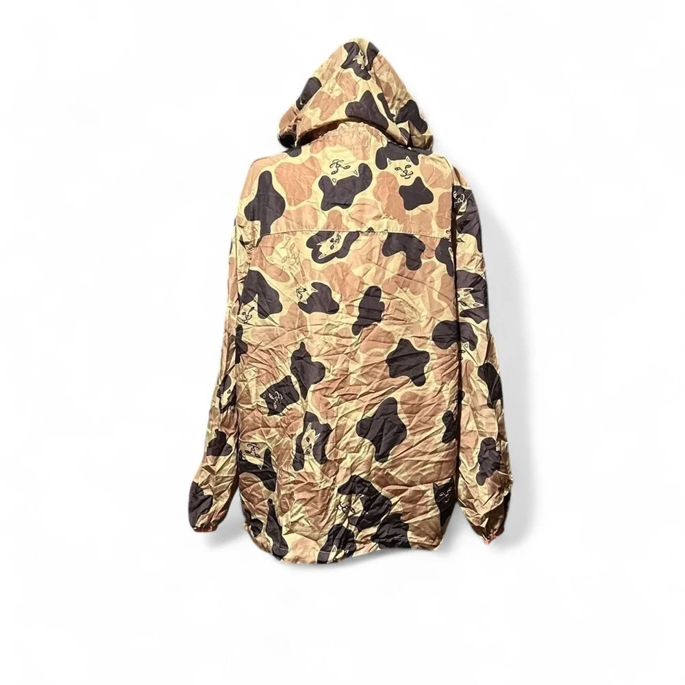 Camouflage Hooded Jacket - Picture 3 of 5